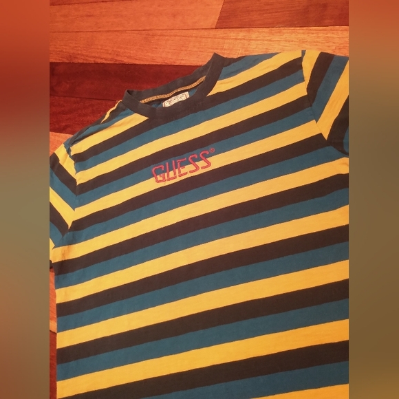 Vintage GUESS USA Striped Embroidery Soft Cotton Made in India T-Shirt Skate Tee - Picture 2 of 7